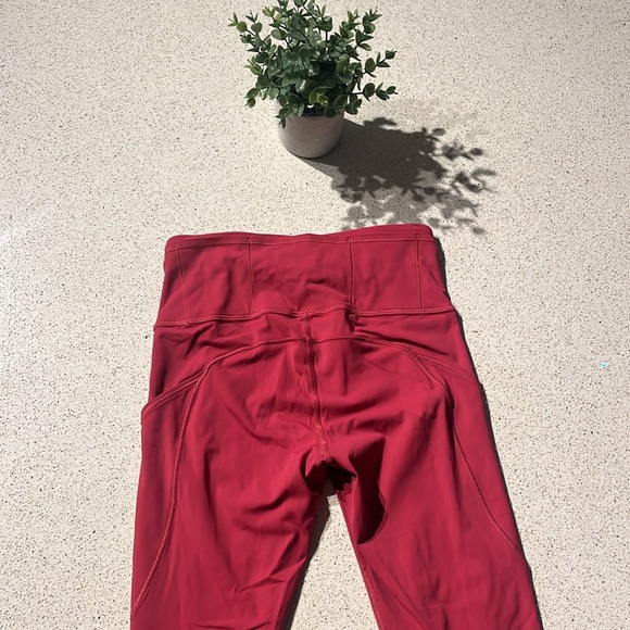 Lululemon Sz 4 Fast & Free 7/8 Tight II *Nulux 25" in Violet Red (dark hot pink) - Picture 12 of 16